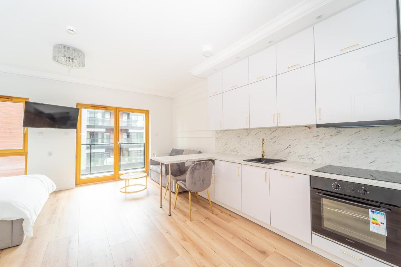 Mira Apartments II กดัญสก์ ภายนอก รูปภาพ